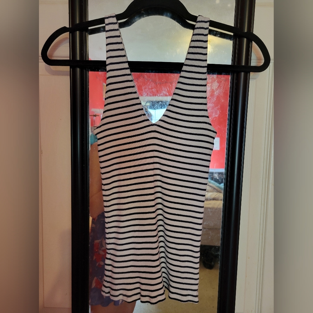 SET OF 8 | Express Women's Ribbed V-Neck Tank Tops XS (PINK 1 IS NWT) - Picture 8 of 12
